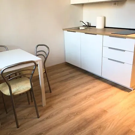 Bella Vita 10 Apartment *